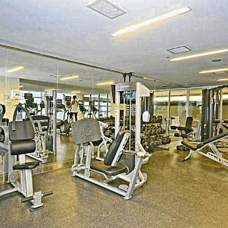 Classic Downtown Toronto Lakeview Condo With Free Parking المظهر الخارجي الصورة
