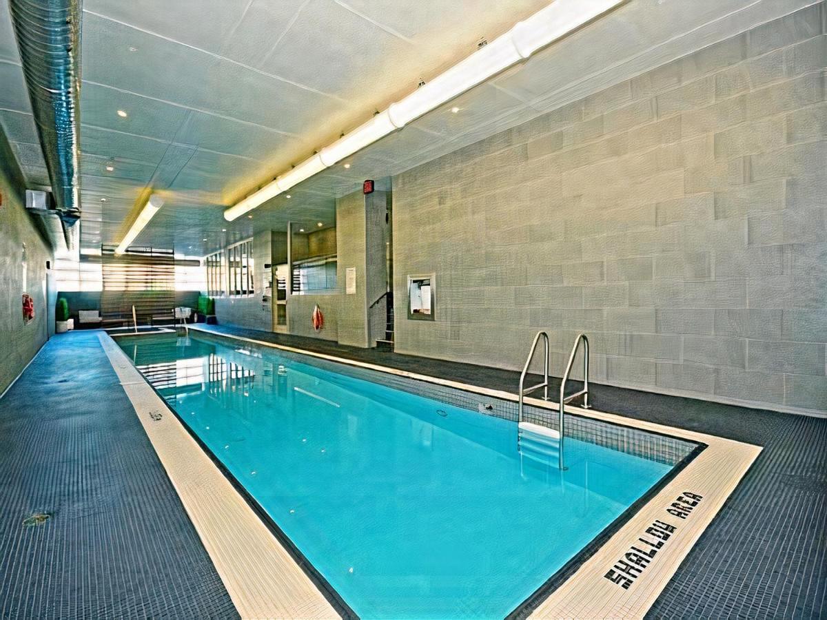Classic Downtown Toronto Lakeview Condo With Free Parking المظهر الخارجي الصورة