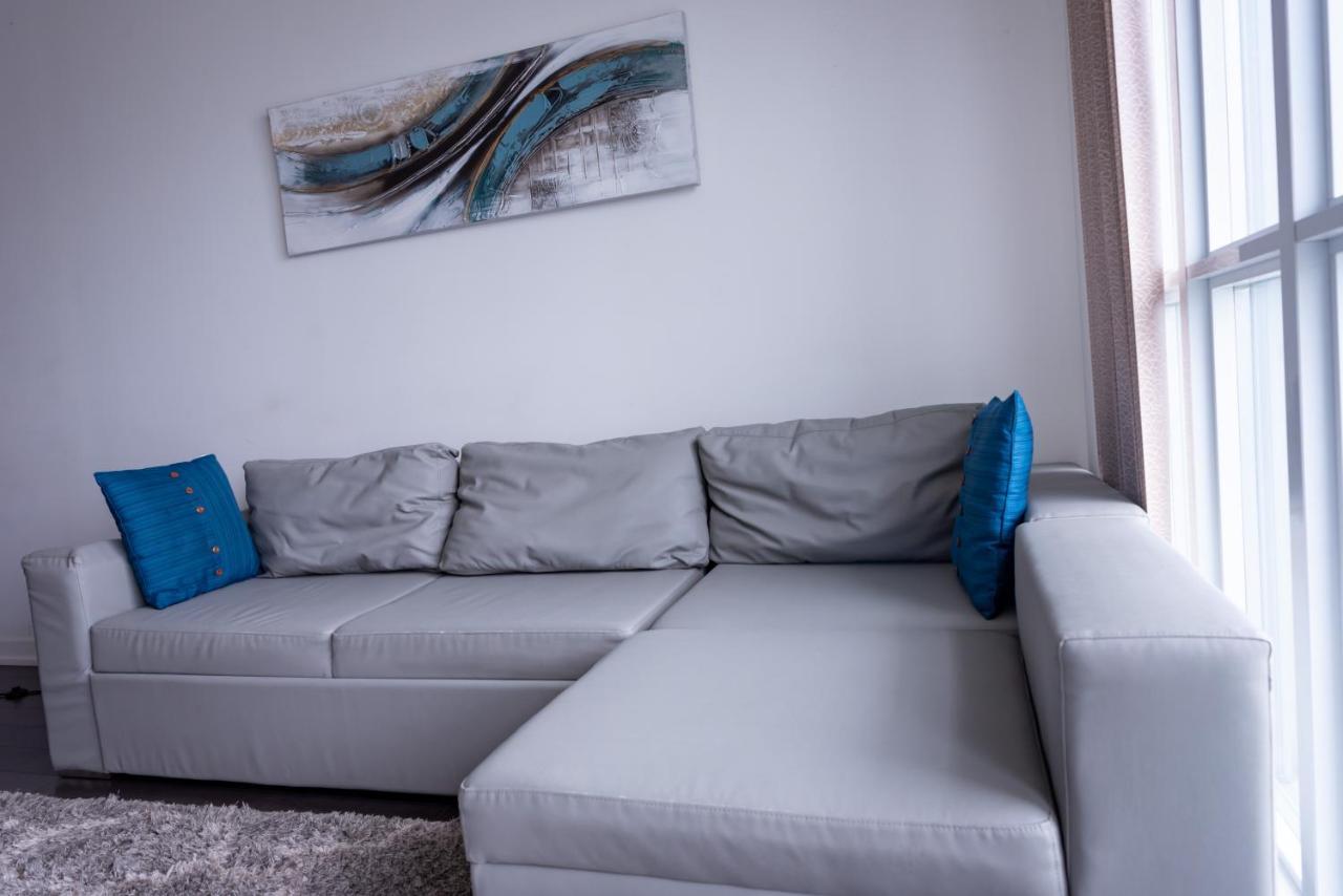 Classic Downtown Toronto Lakeview Condo With Free Parking المظهر الخارجي الصورة
